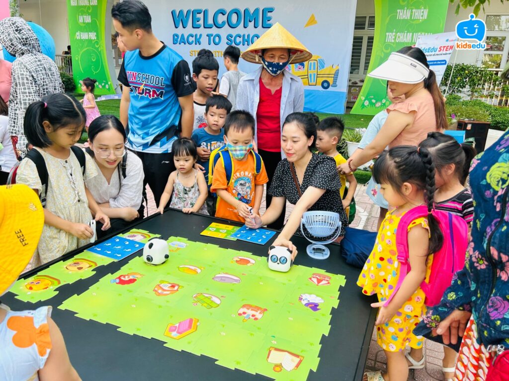 Buổi trải nghiệm chương trình KidsEdu STEM